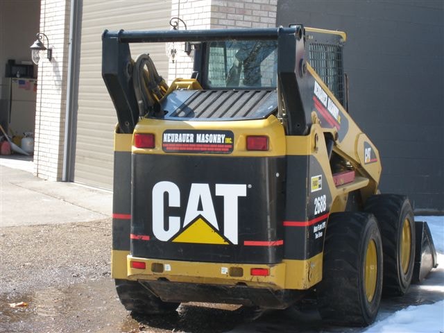 Neubauer Masonry CAT 268B skid steer loader — rear view