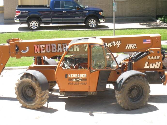 Neubauer Masonry Lull 944E telehandler close-up